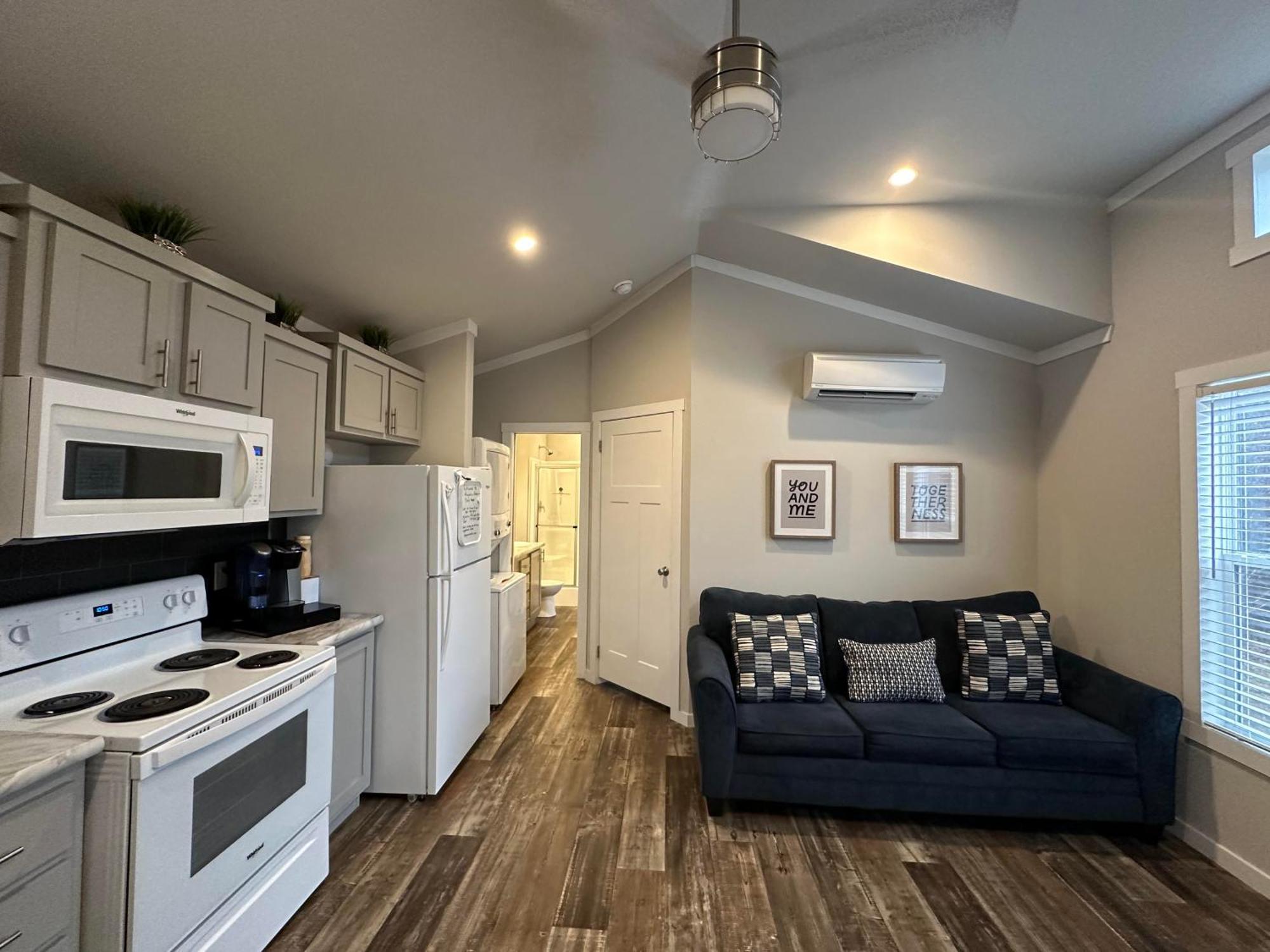 Charming Tiny Home! Close To Oxford, Sardis Lake, Safari Animal Zoo Экстерьер фото
